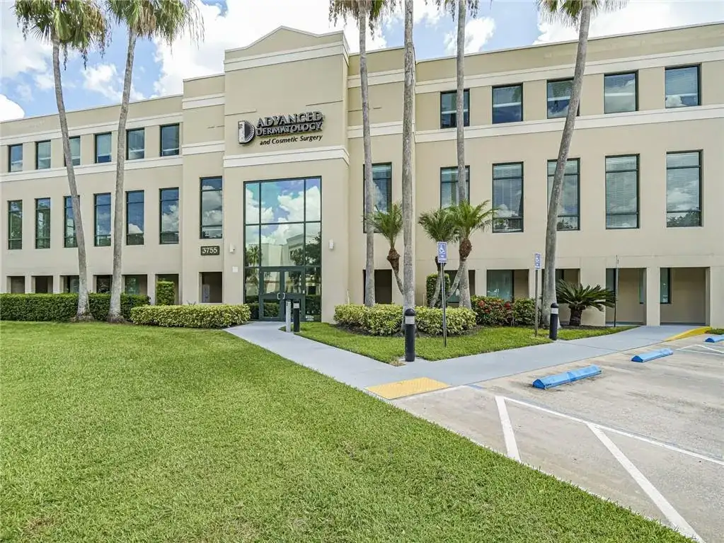 3755 7th Terrace Suite A, Vero Beach FL 32960 photo 2