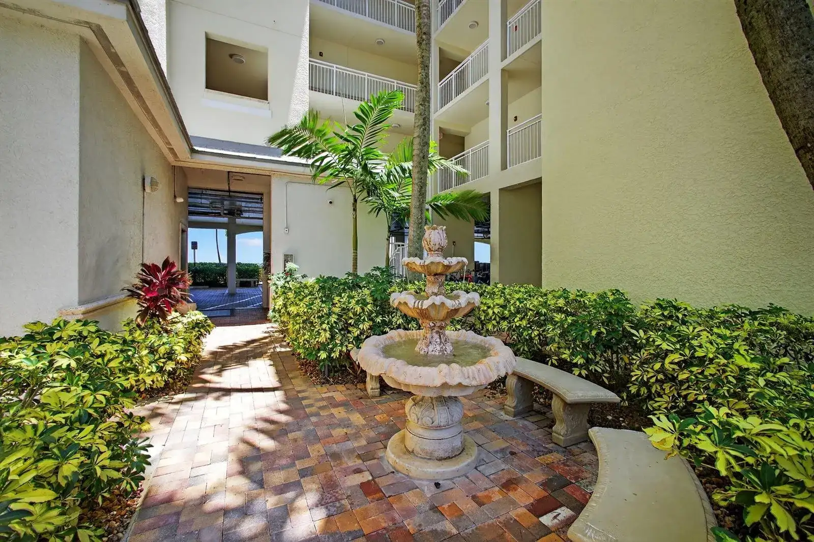 275 NW Flagler Avenue # 204, Stuart FL 34994 photo 5