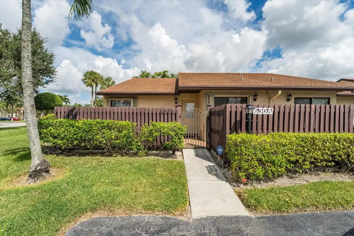630 Sea Pine Way # A, FL 33415 photo 3