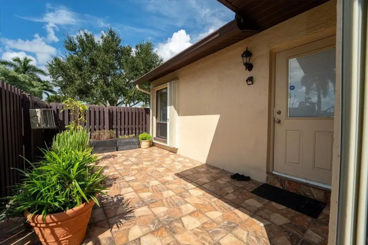 630 Sea Pine Way # A, FL 33415 photo 4