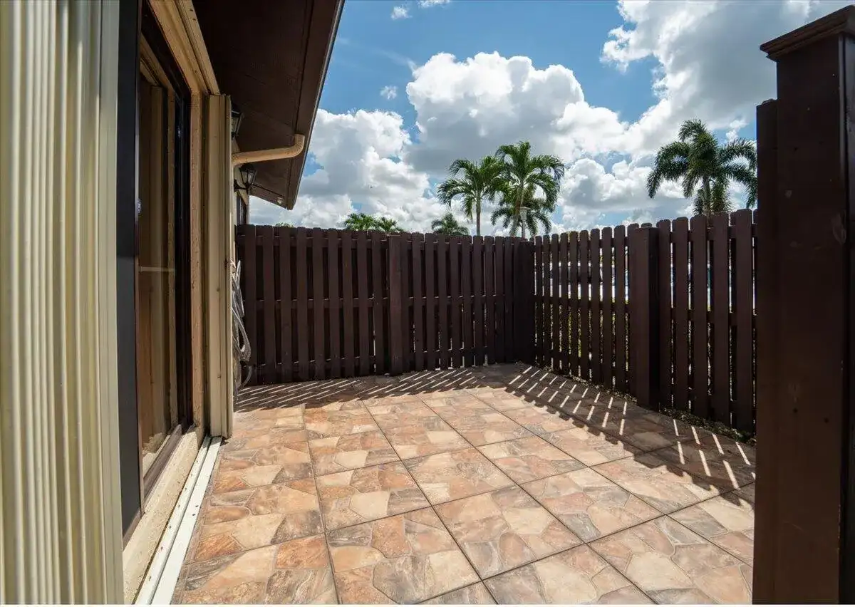 630 Sea Pine Way # A, FL 33415 photo 5