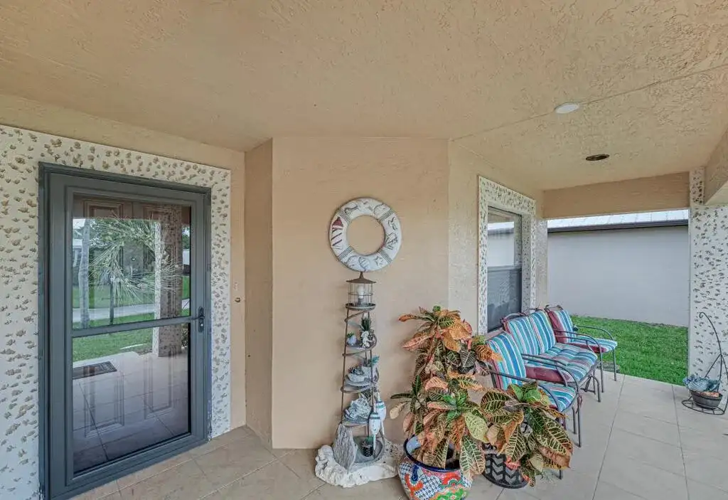 32 Oro Grande Way, Port St. Lucie FL 34952 photo 5