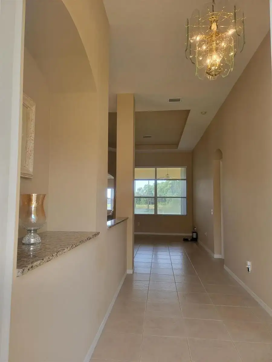 633 SW Long Key Court, Port St. Lucie FL 34986 photo 4