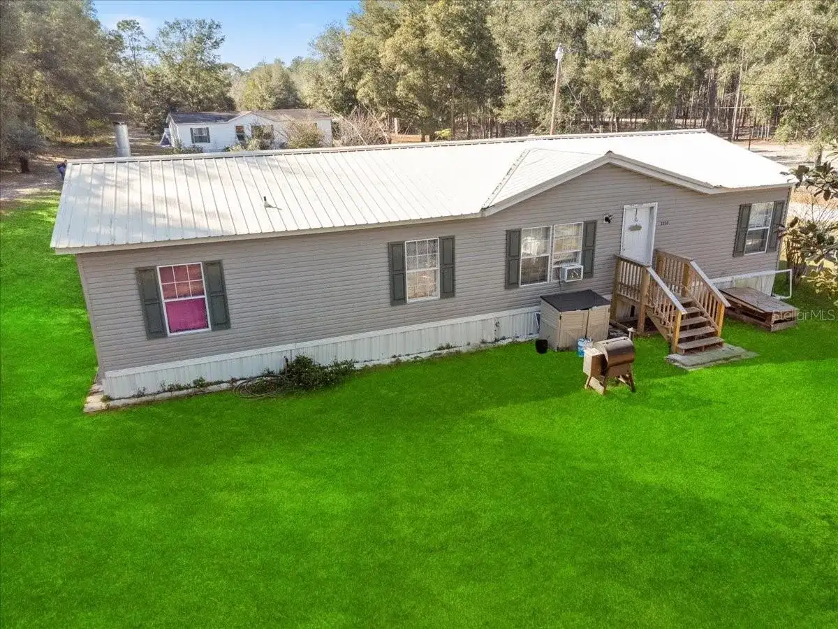 3230 SW 189th Avenue, FL 34432 photo 3
