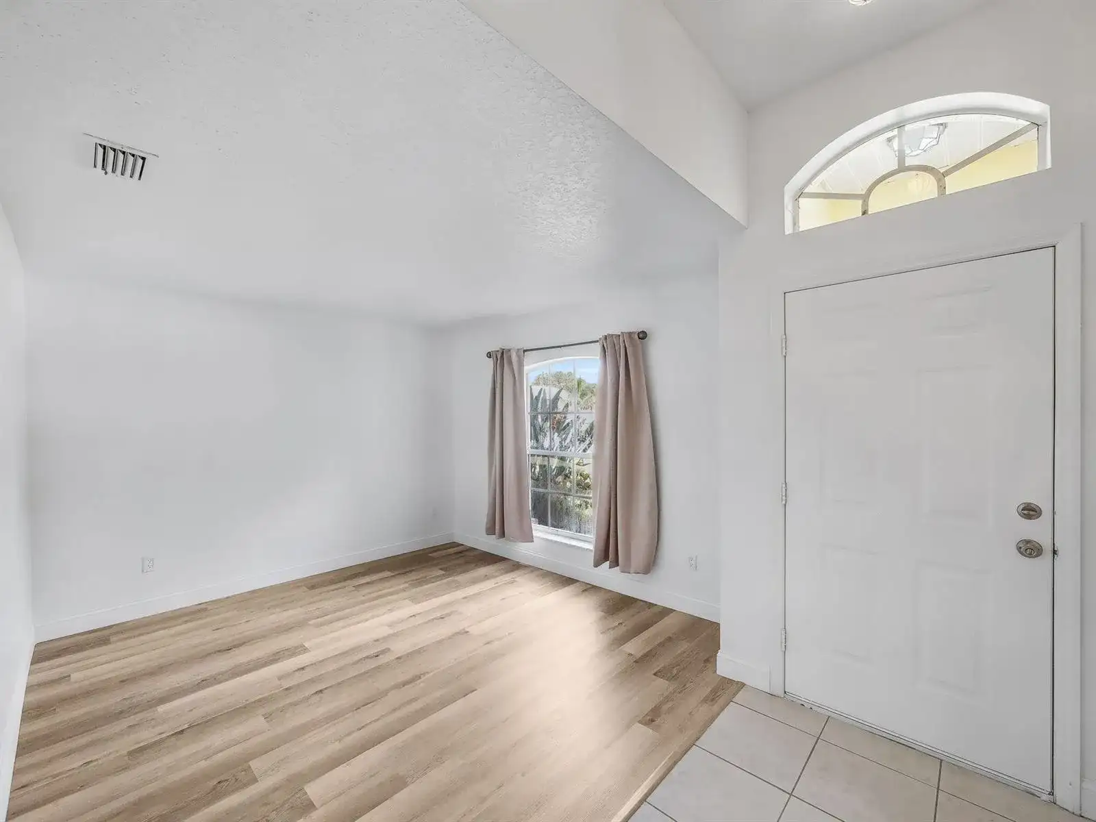 5323 NW Perez Court, Port St. Lucie FL 34983 photo 3