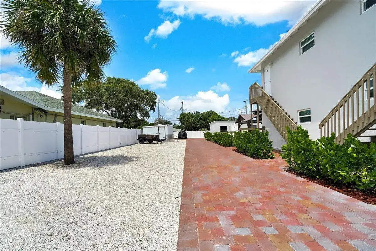 305 Cypress Drive E # 5, Lake Park FL 33403 photo 5