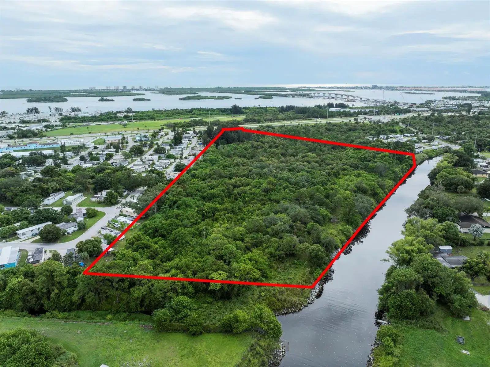 2100 N Us Hwy 1, Fort Pierce FL 34945 photo 2