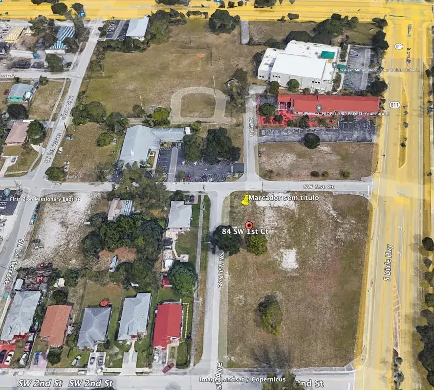 84 SW 1 Court, Deerfield Beach FL 33441 photo 3