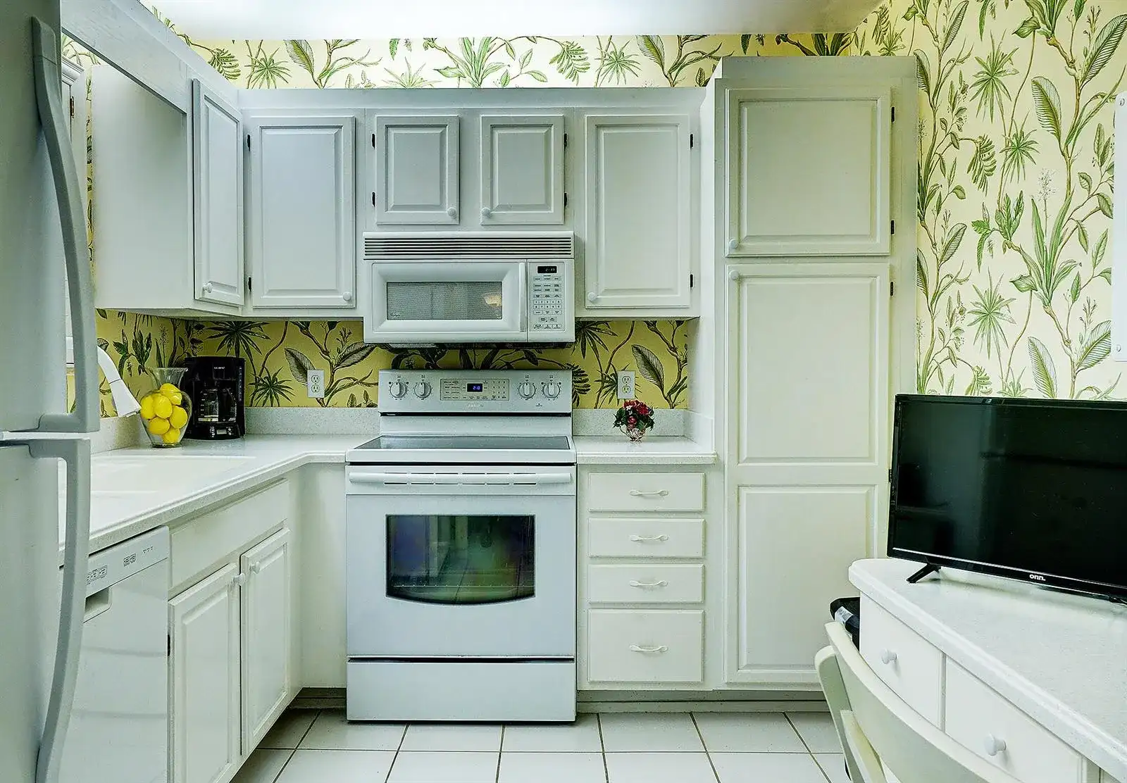 2370 NE Ocean Boulevard # C305, Stuart FL 34996 photo 5