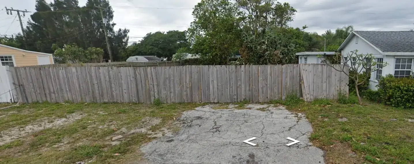 7937 Coral Street, Lake Worth FL 33462 photo 2