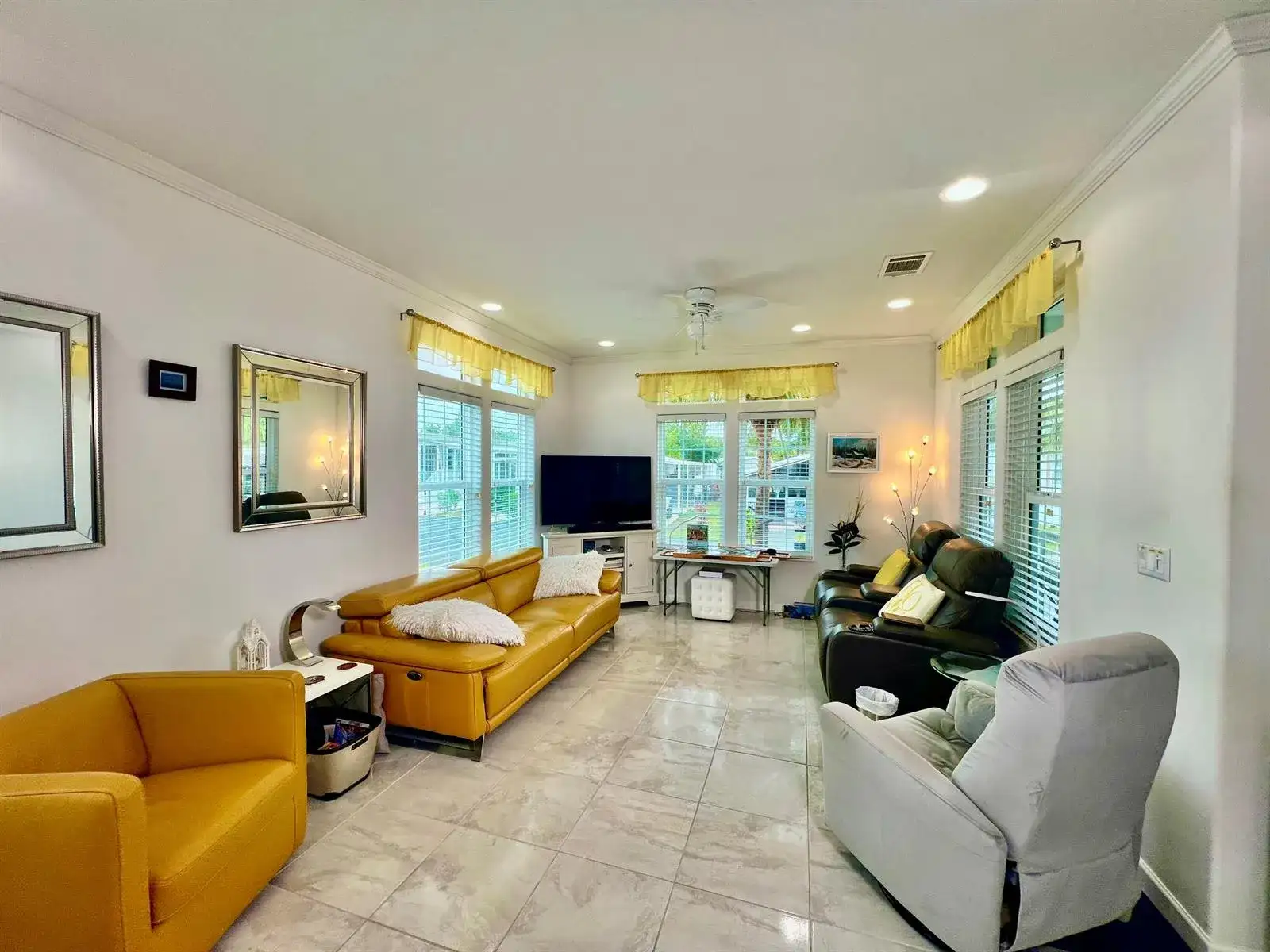 413 Hibiscus Drive, Deerfield Beach FL 33442 photo 4