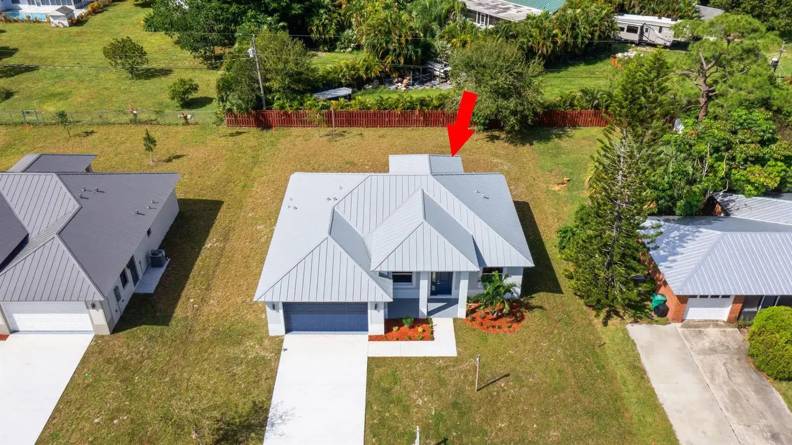 4709 Seagrape Drive, Fort Pierce FL 34945 photo 2