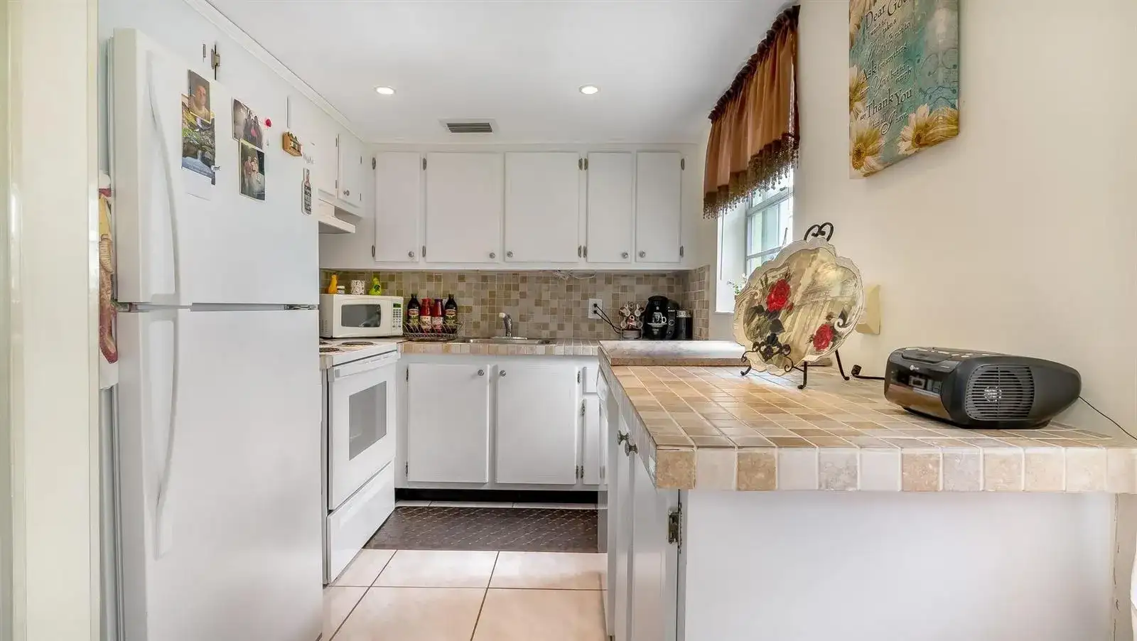 239 Windsor K, West Palm Beach FL 33417 photo 2