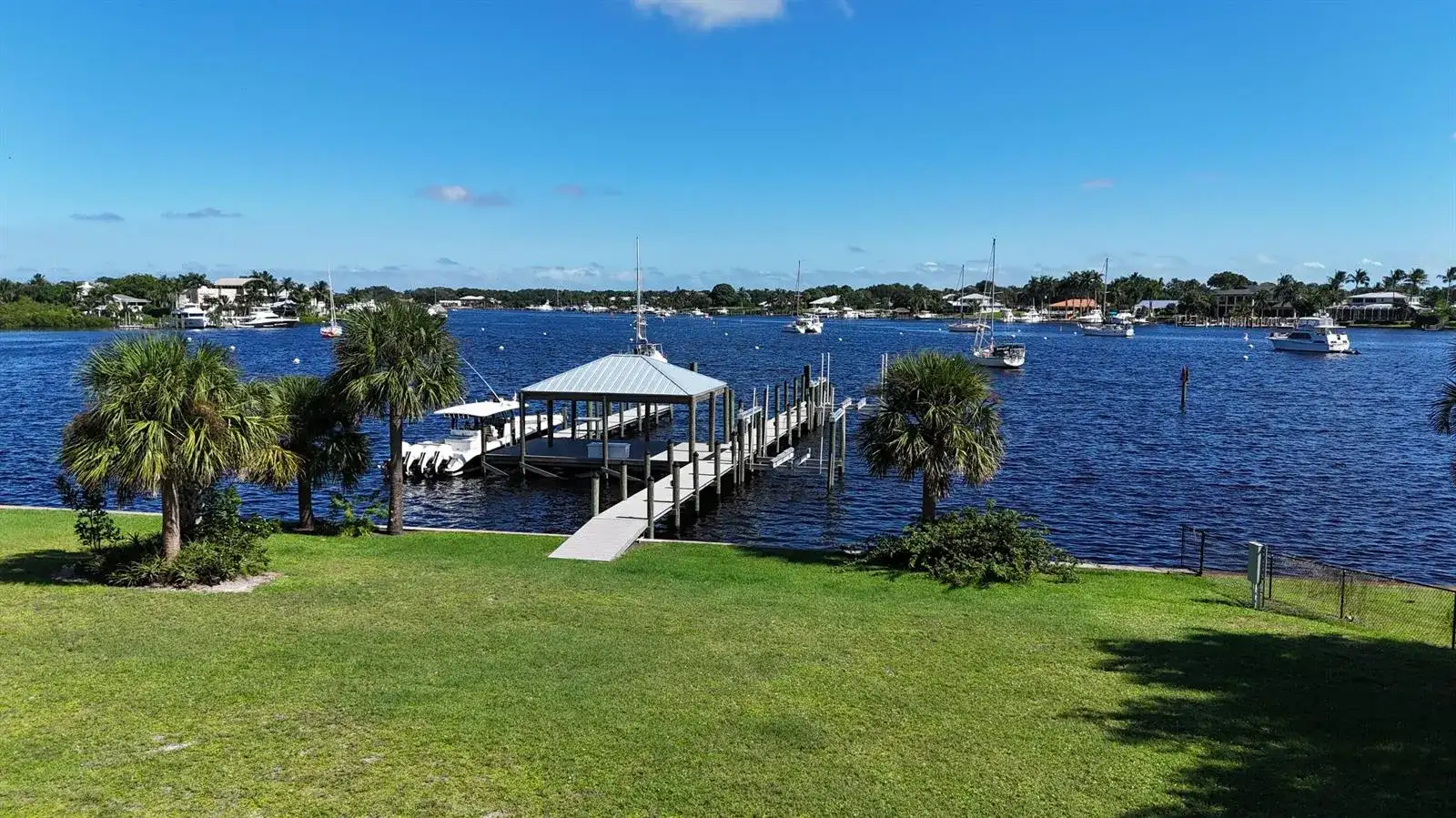 4345 SE Mulford Lane, Stuart FL 34997 photo 2