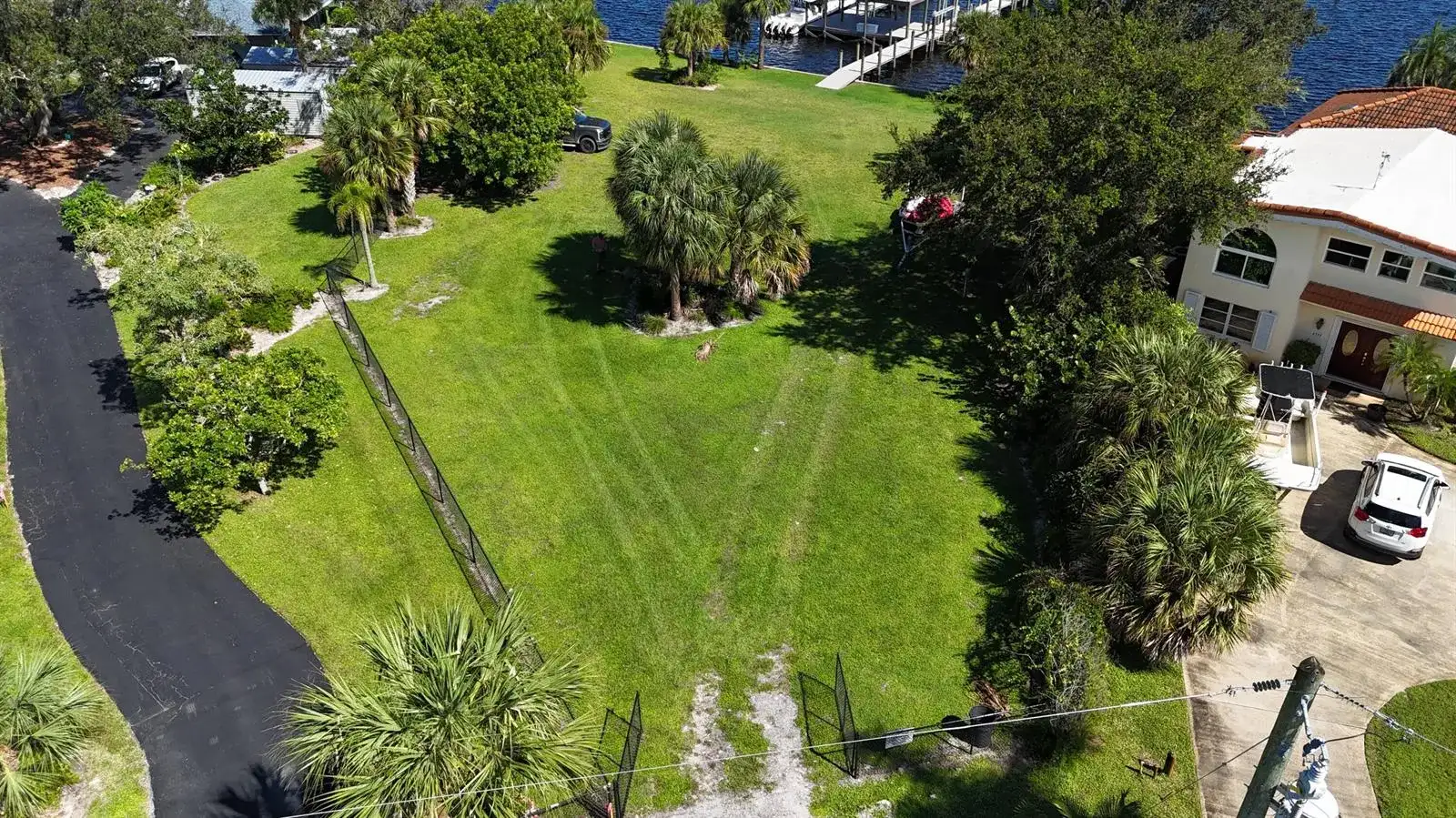 4345 SE Mulford Lane, Stuart FL 34997 photo 3