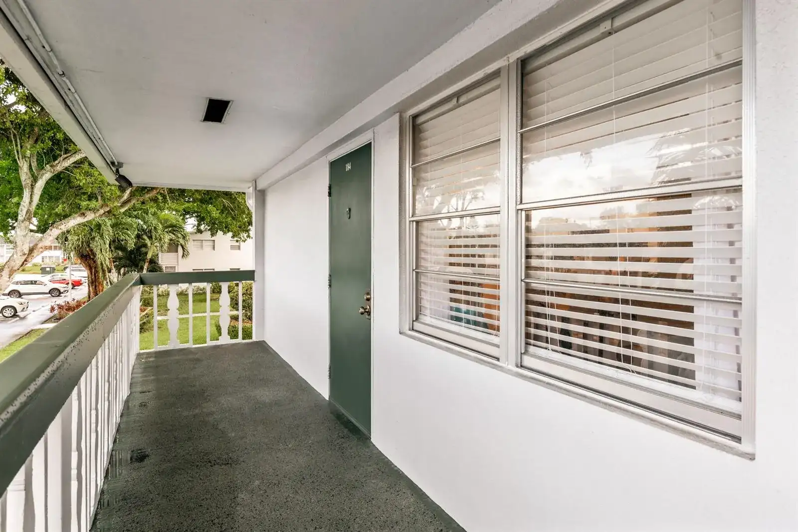 184 Oakridge L # 184, Deerfield Beach FL 33442 photo 3