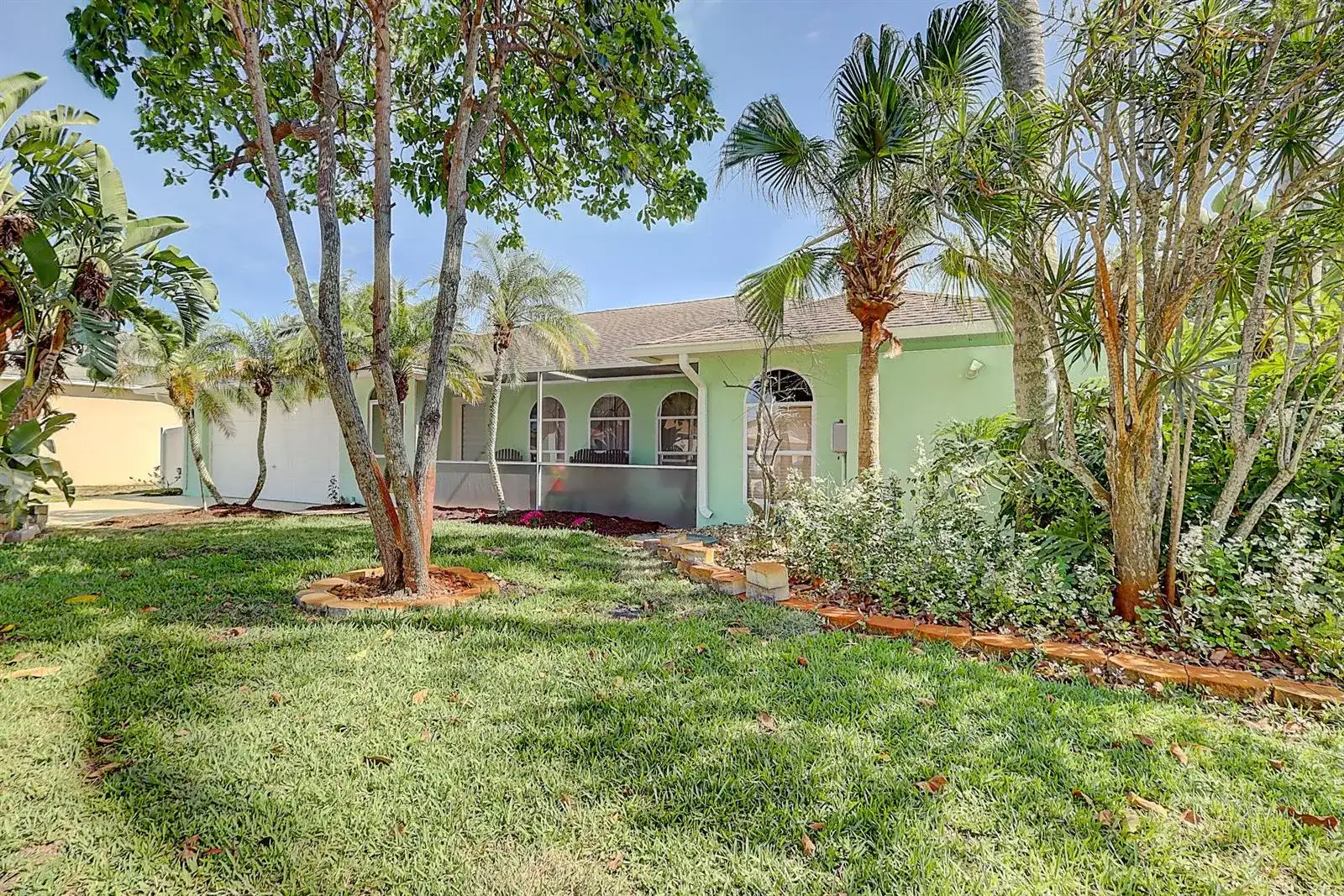 238 SW Grove Avenue, Port St. Lucie FL 34983 photo 2