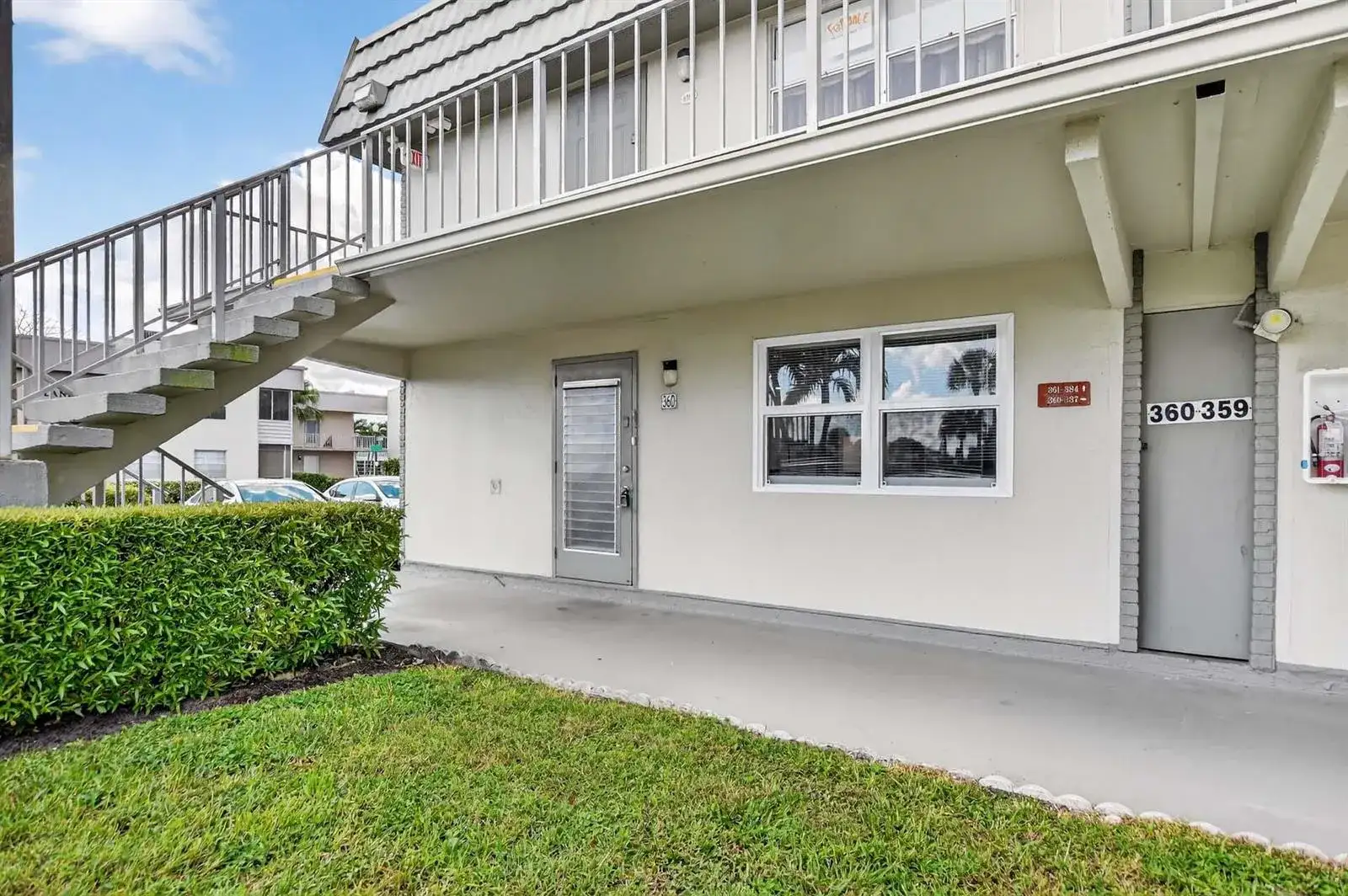 360 Flanders H, Delray Beach FL 33484 photo 2