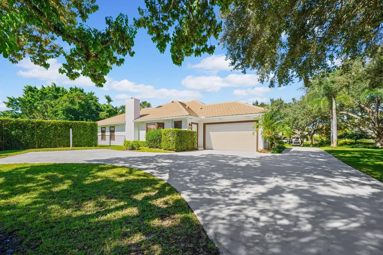 18092 SE Laurel Leaf Lane, Jupiter FL 33469 photo 4