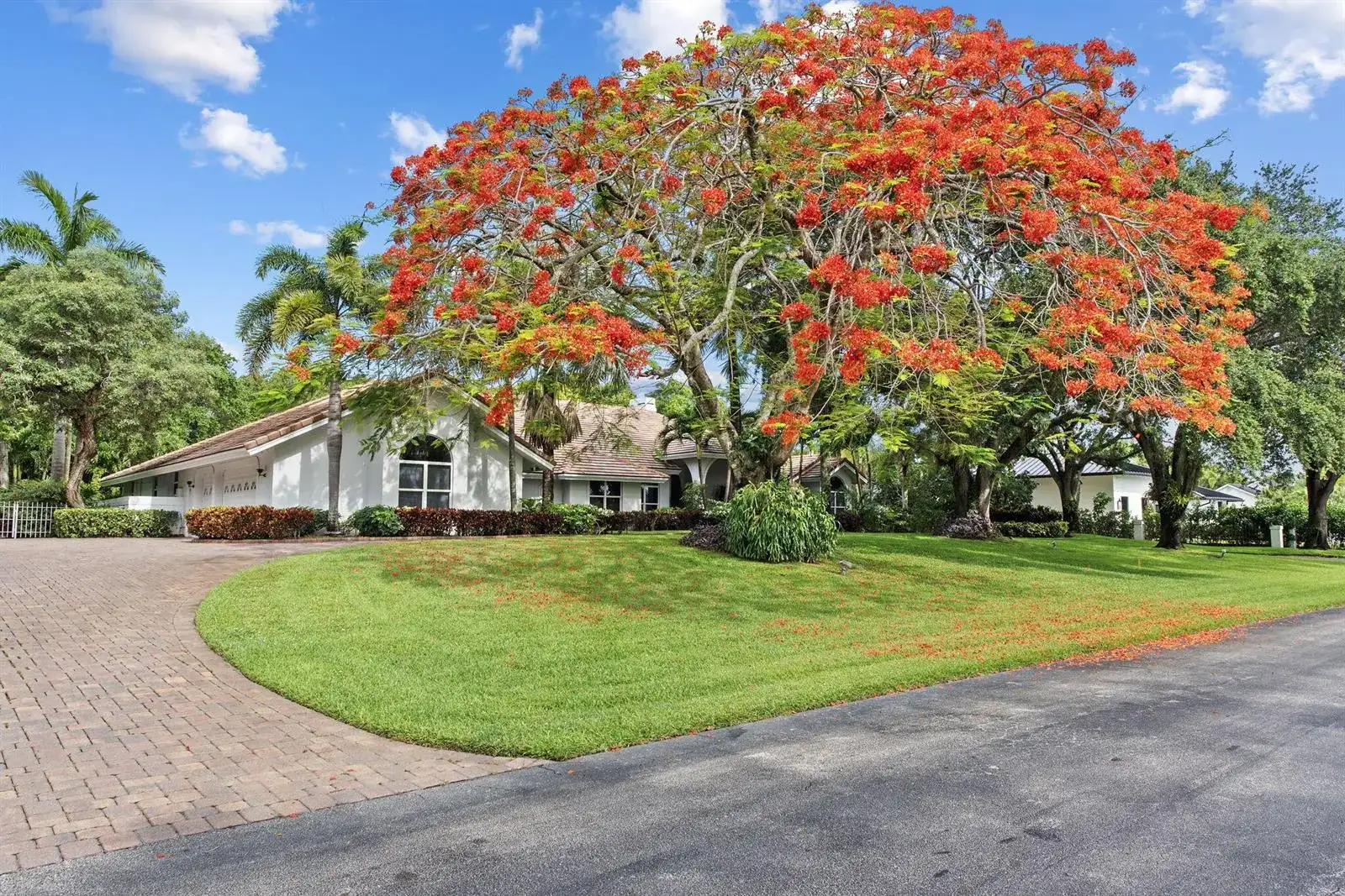17888 Fieldbrook Circle W, Boca Raton FL 33496 photo 2