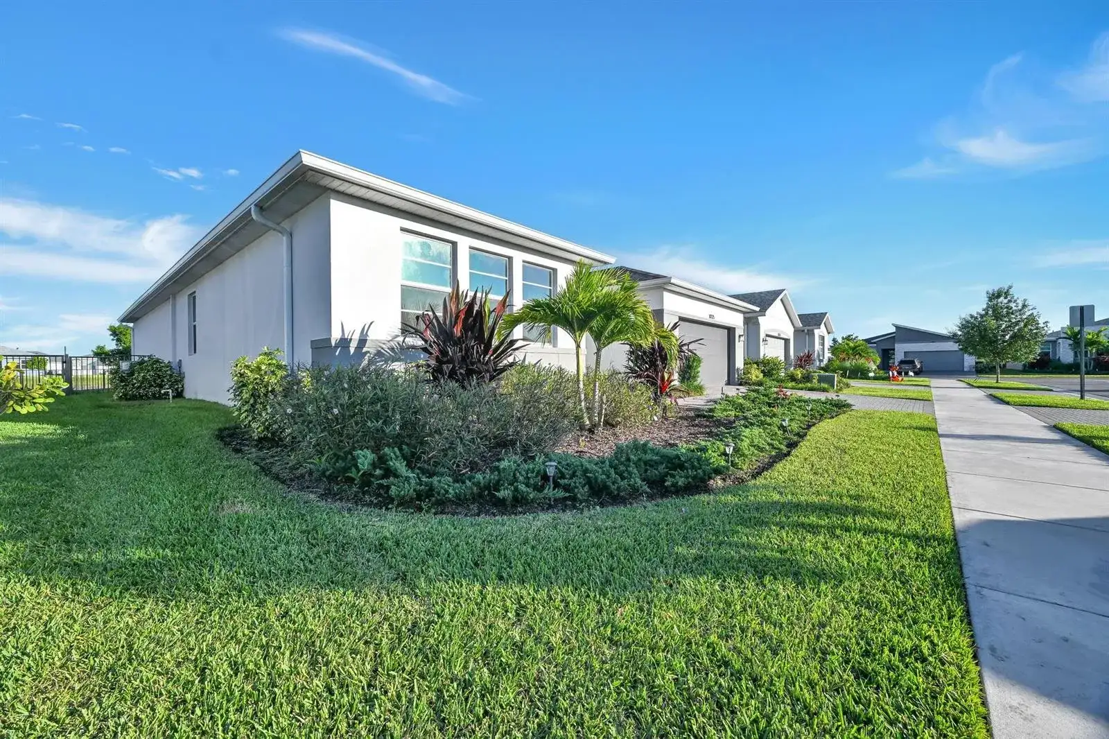 10325 SW Phineas Lane, Port St. Lucie FL 34987 photo 3