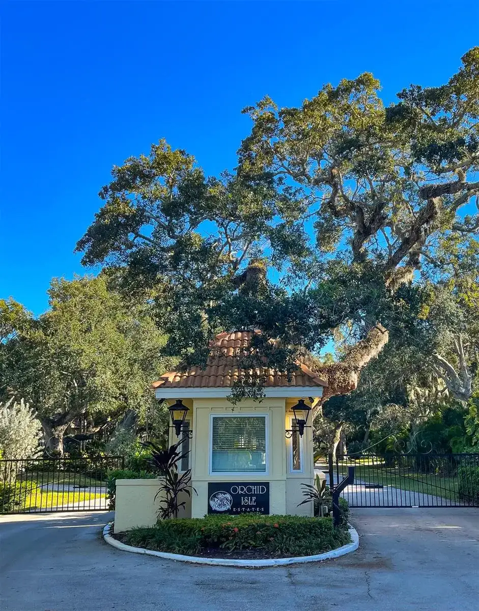 2545 Riverview Court, Vero Beach FL 32963 photo 3