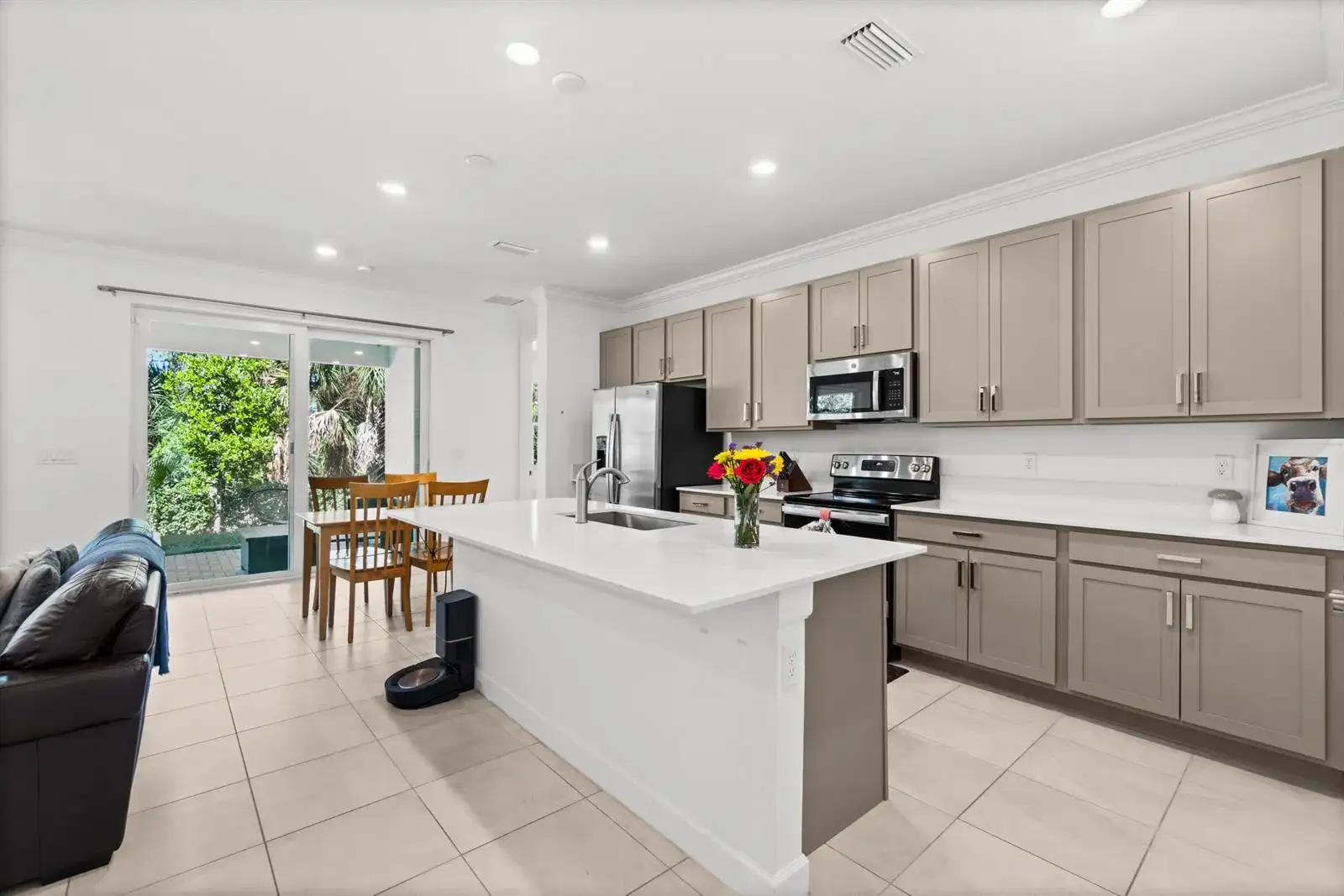460 Veridian Circle NW, Palm Bay FL 32907 photo 2