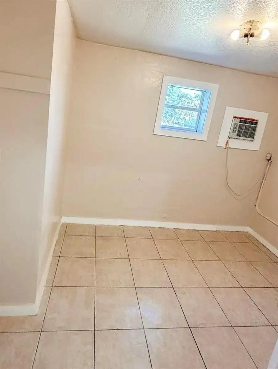 433 N 9th N Street, Fort Pierce FL 34950 photo 5
