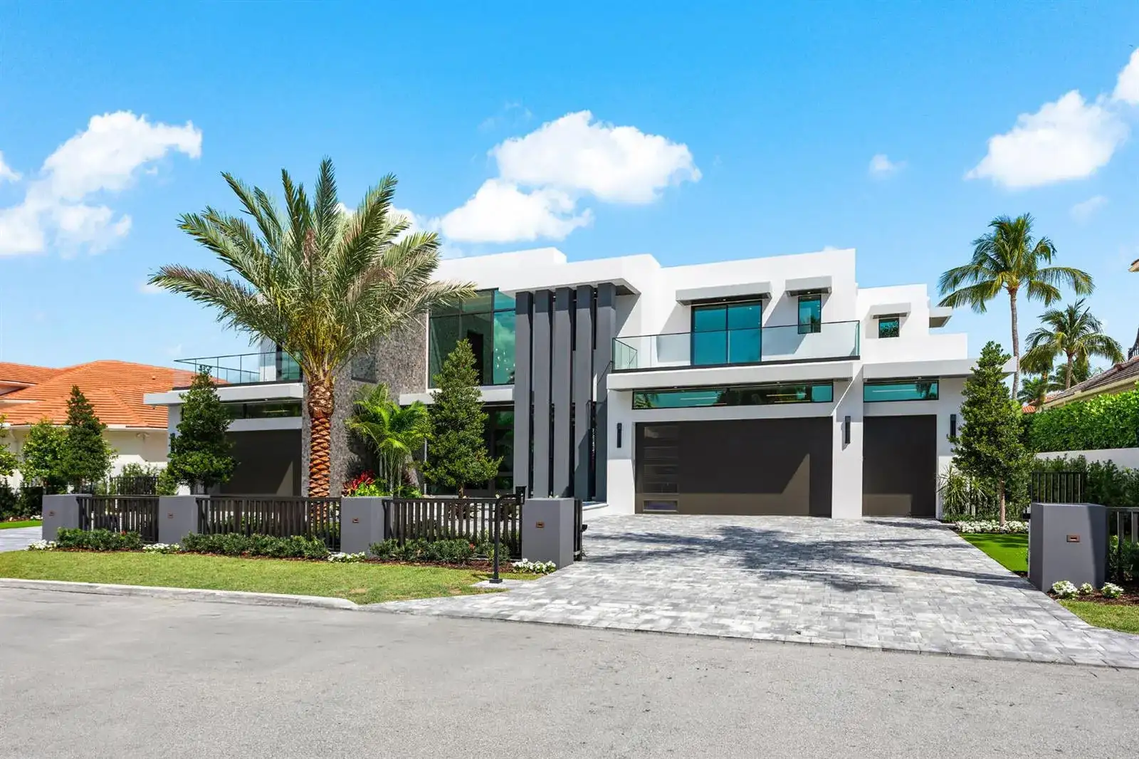 169 W Coconut Palm Road, Boca Raton FL 33432 photo 4