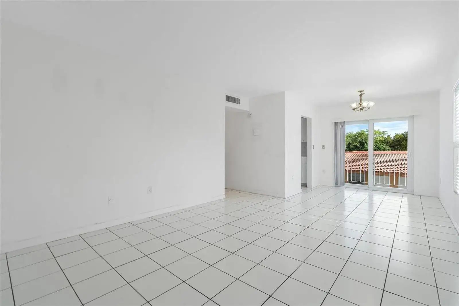 2138 SW 6th Street # 301, Miami FL 33135 photo 3