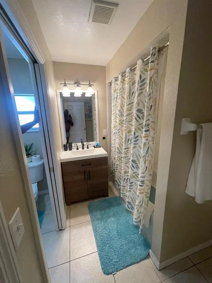 2043 NW 6th Terrace, Cape Coral FL 33993 photo 2