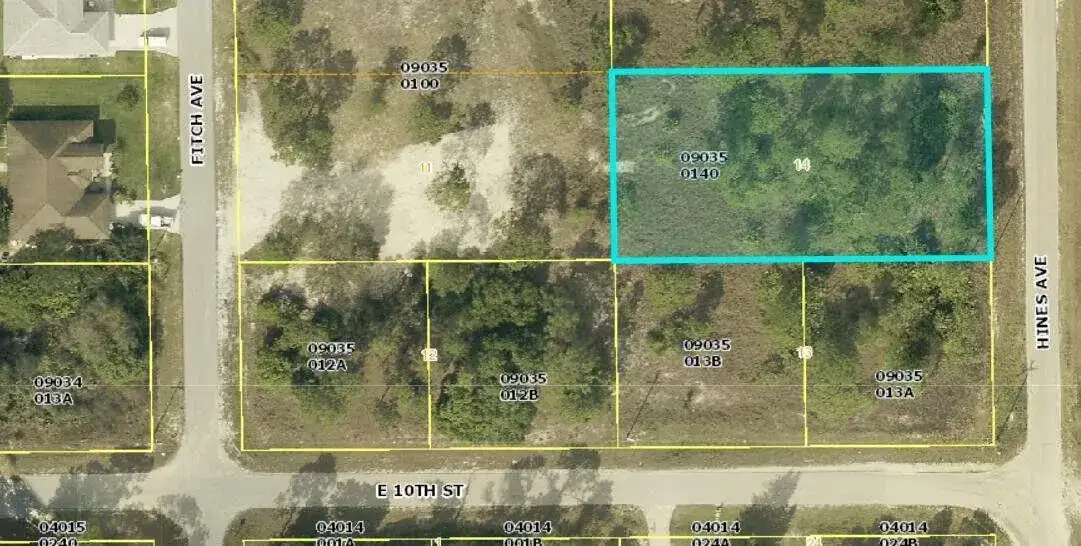 1003 Hines Avenue, FL 33920 photo 3