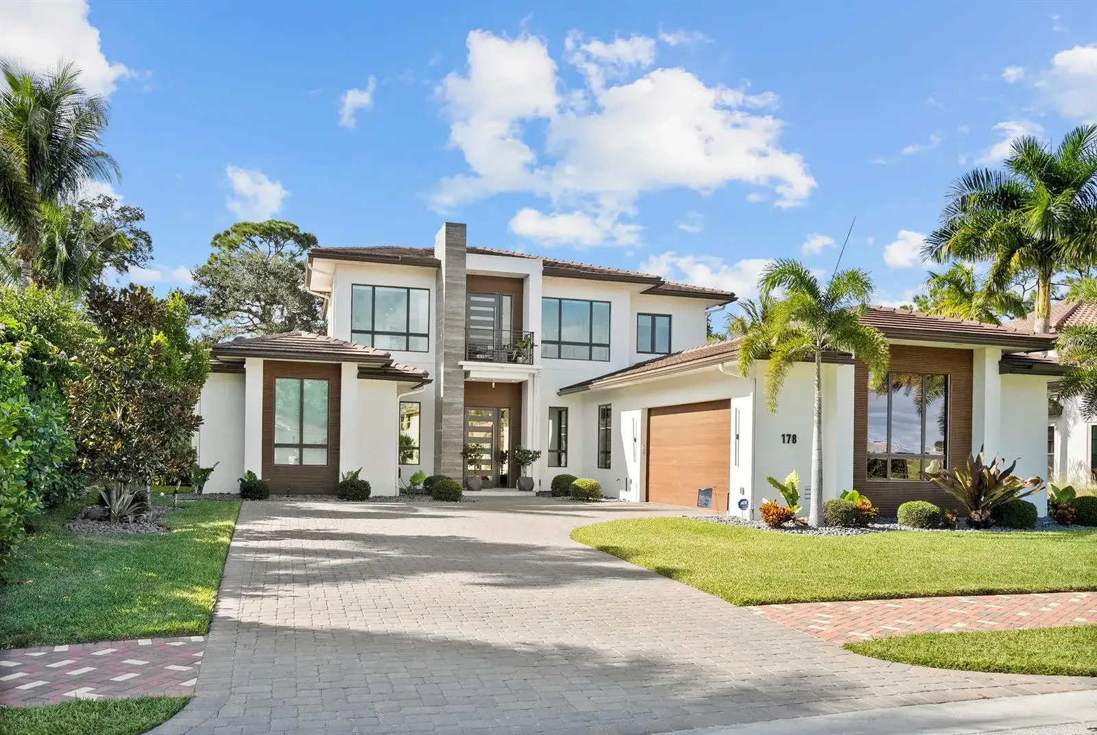 178 SE Via Lago Garda, Port St. Lucie FL 34952 photo 2