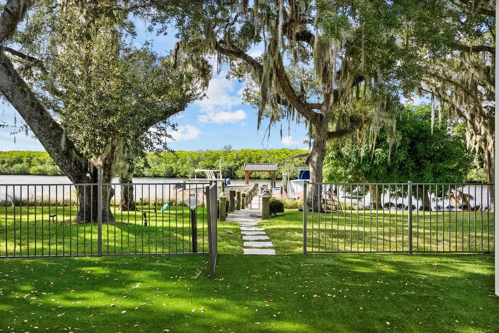 178 SE Via Lago Garda, Port St. Lucie FL 34952 photo 5