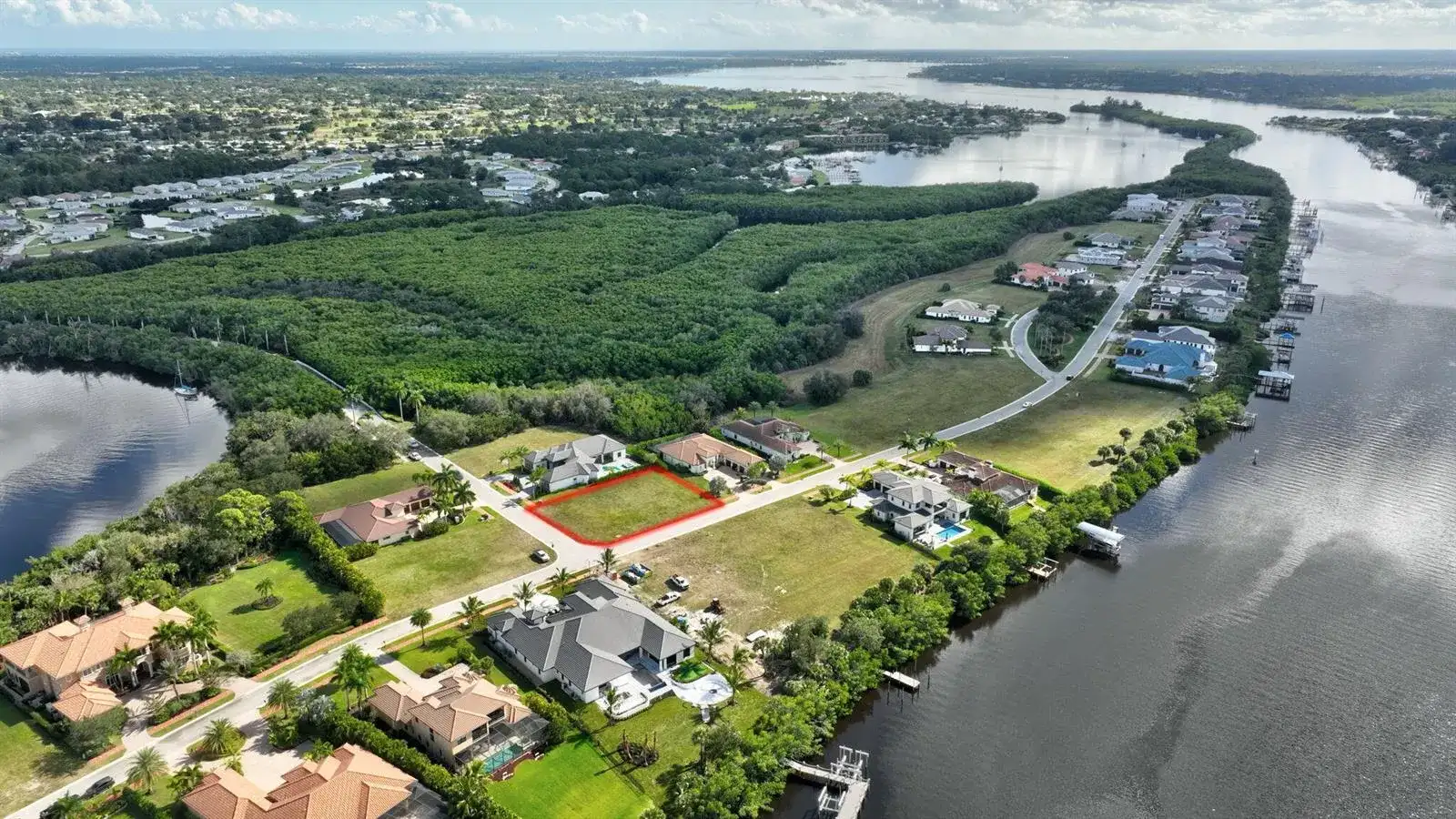 183 SE Via Terra Bella, Port St. Lucie FL 34952 photo 2
