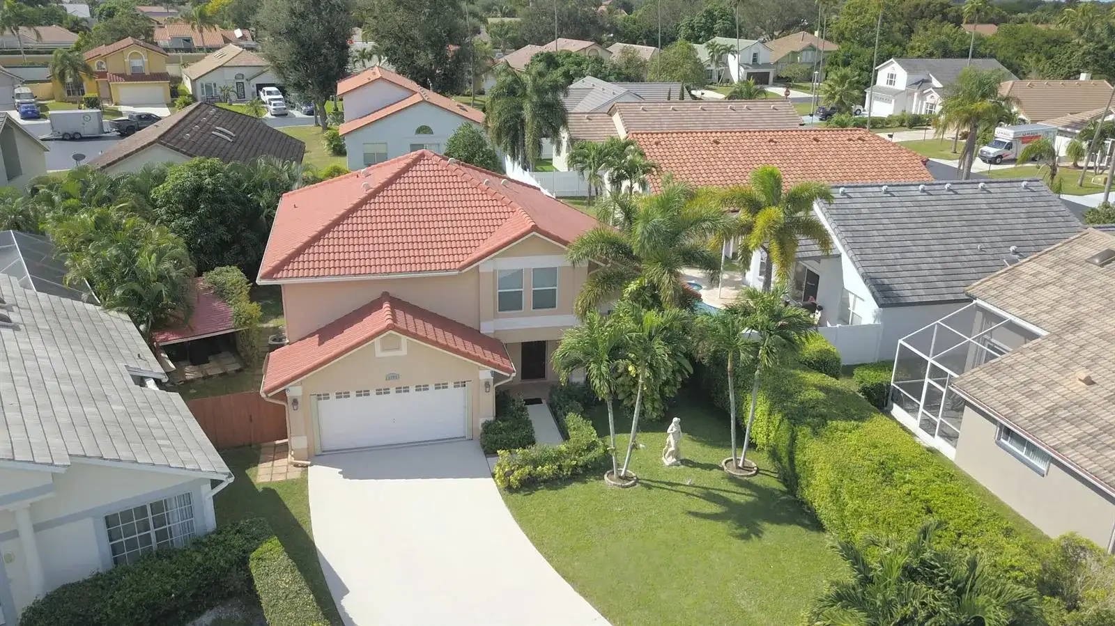 1996 Lake Breeze Court, Wellington FL 33414 photo 2