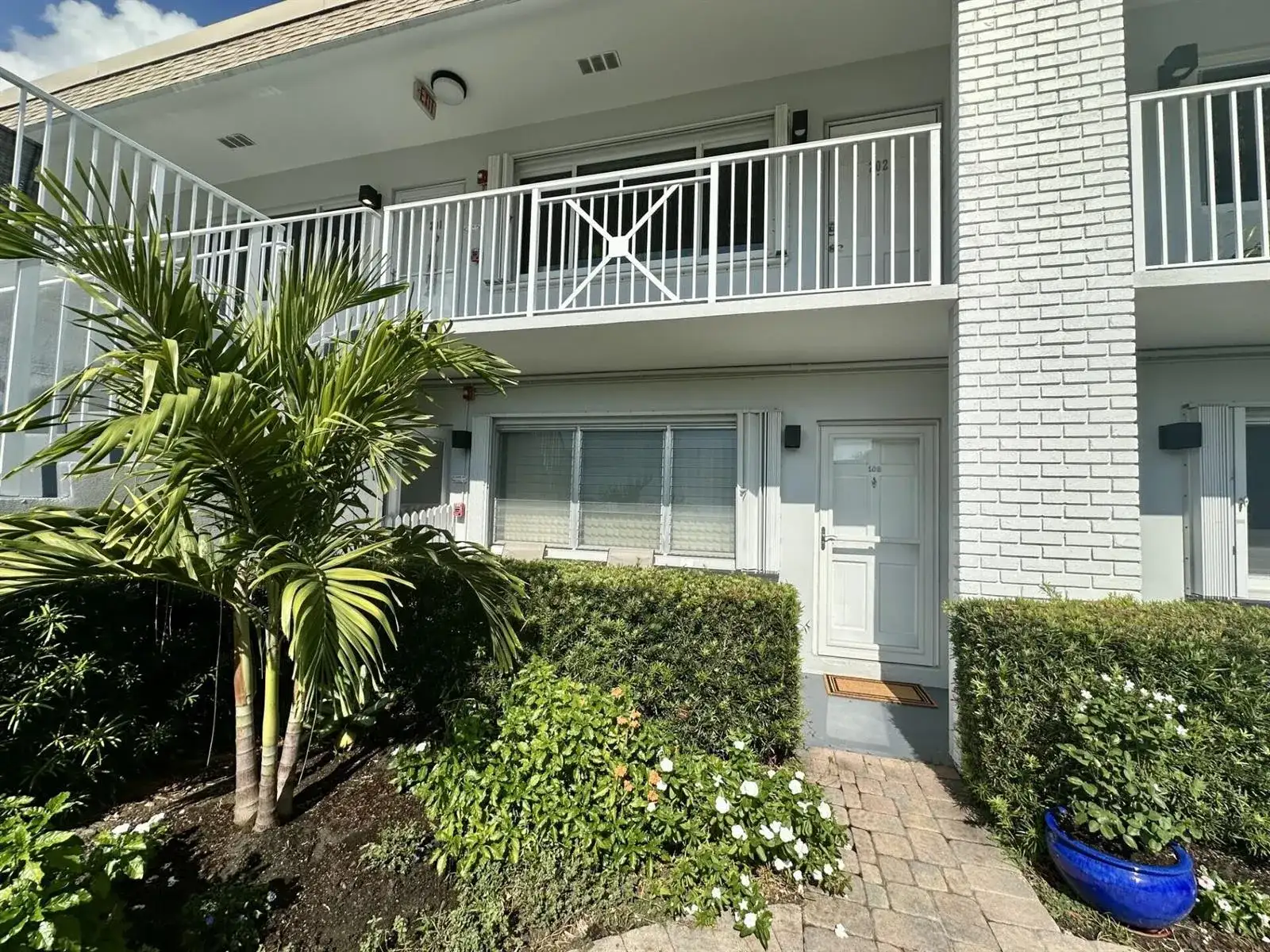 1001 NE 8th Avenue # 102, Delray Beach FL 33483 photo 2