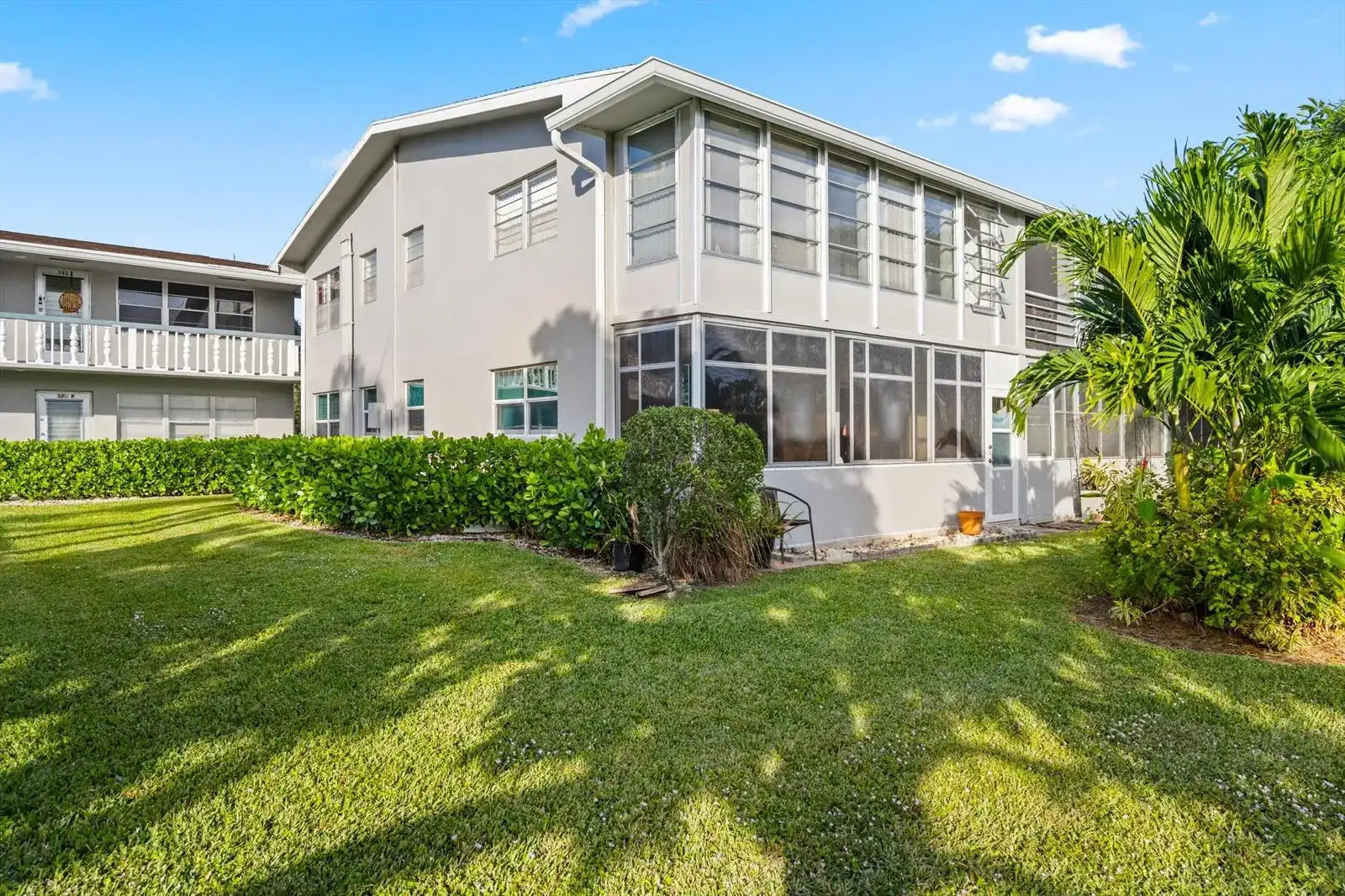 380 Sheffield P, West Palm Beach FL 33417 photo 2