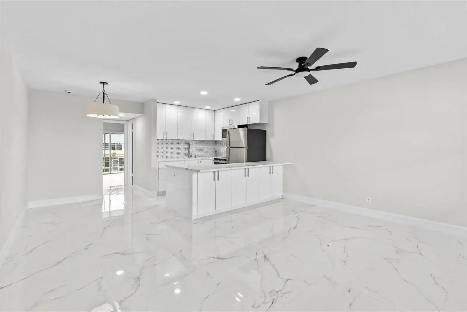 17 Andover A, West Palm Beach FL 33417 photo 2