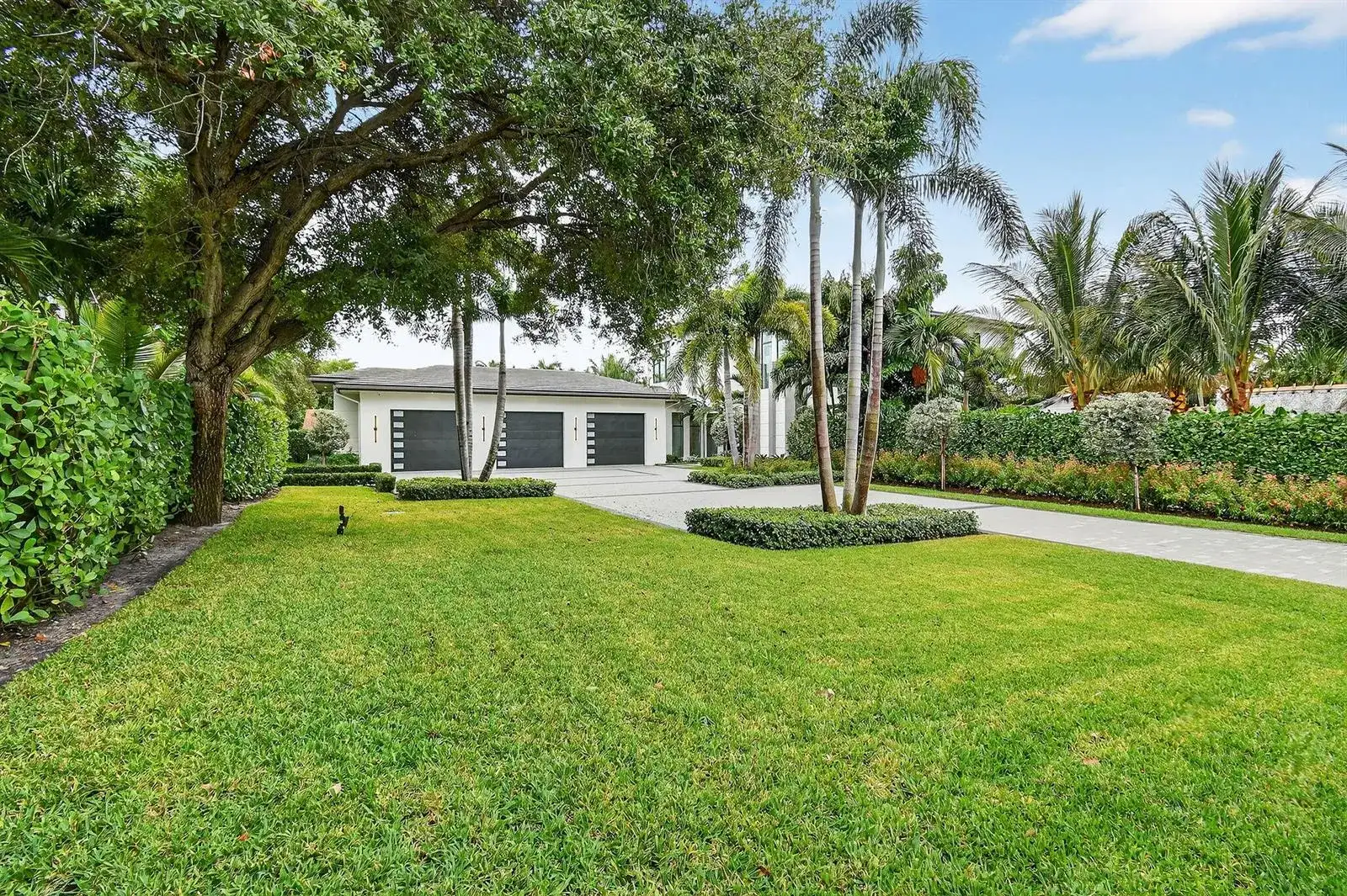 2085 Vitex Lane, North Palm Beach FL 33408 photo 3
