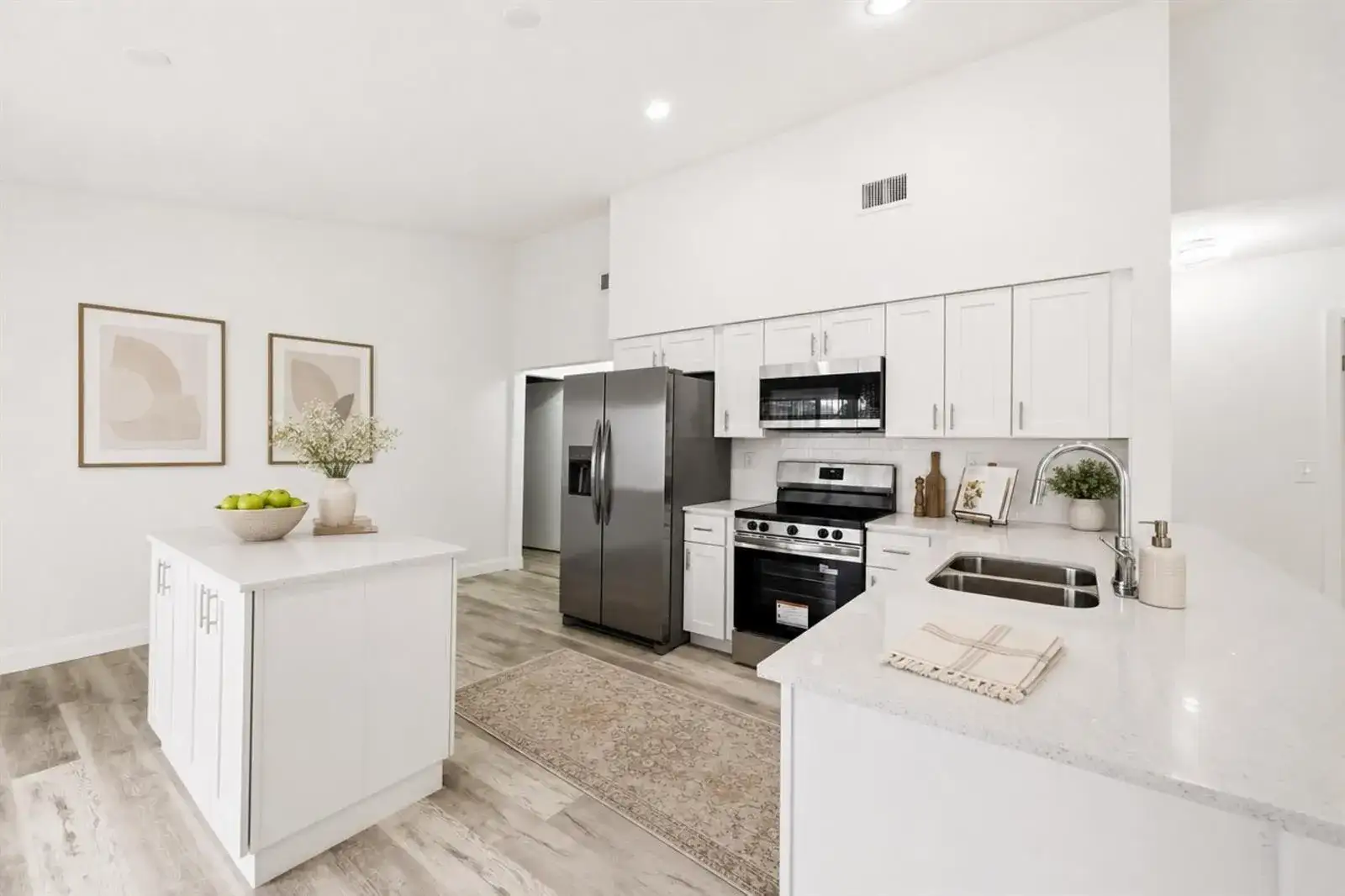 905 NW 22nd Avenue, Delray Beach FL 33445 photo 3