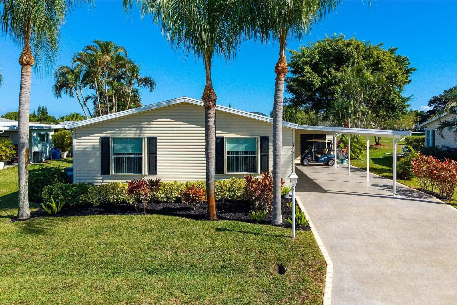 8162 13th Hole Drive, Port St. Lucie FL 34952 photo 2