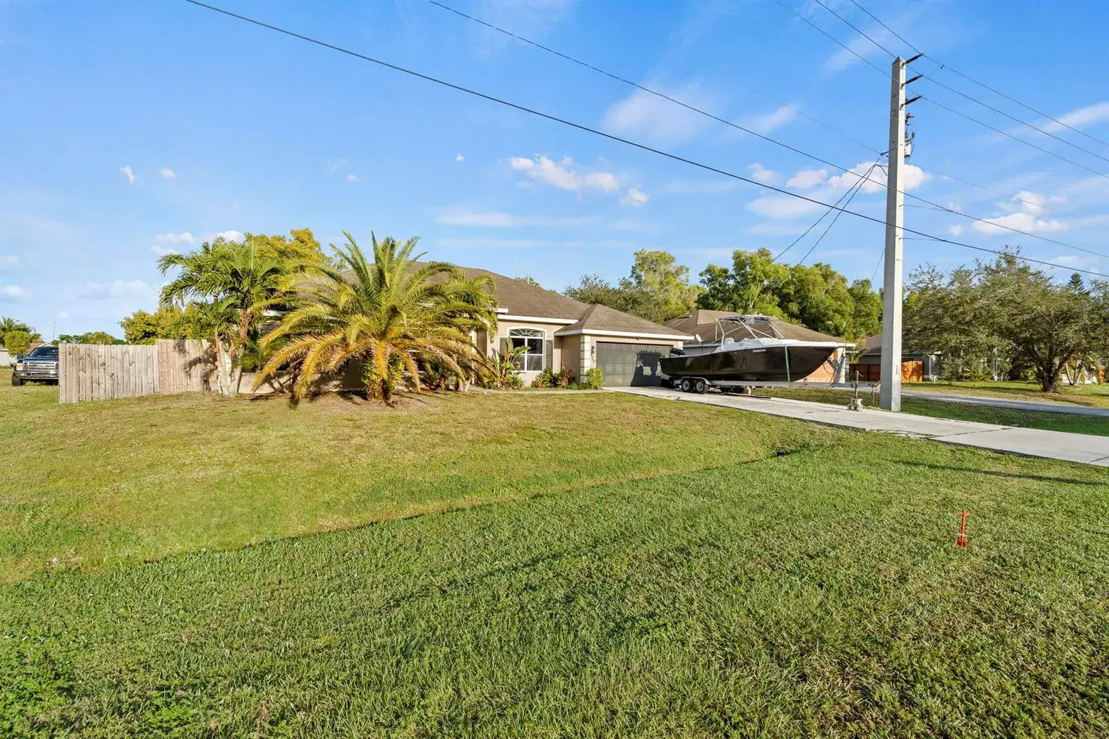 370 SW Tulip Boulevard, Port St. Lucie FL 34953 photo 4