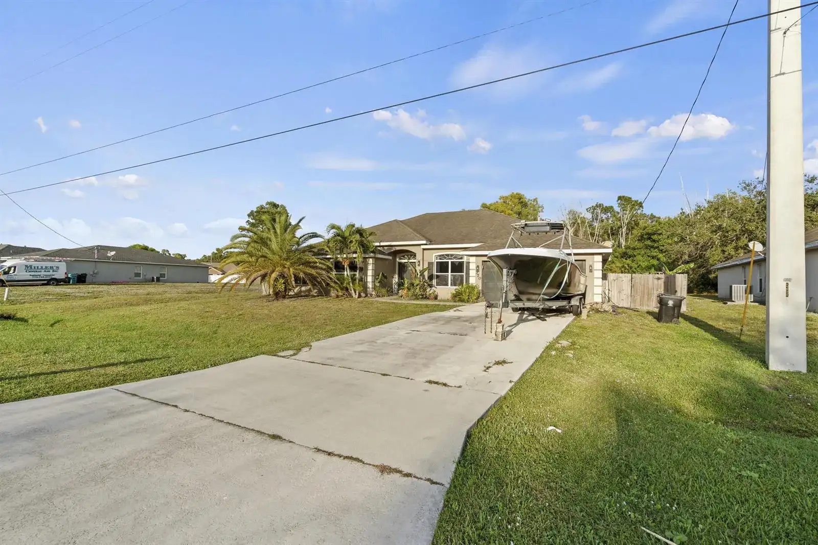 370 SW Tulip Boulevard, Port St. Lucie FL 34953 photo 5
