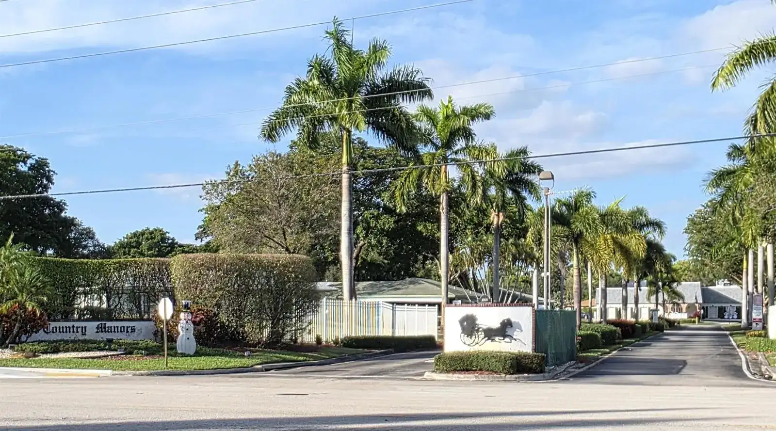 718 Whippoorwill Lane, Delray Beach FL 33445 photo 2