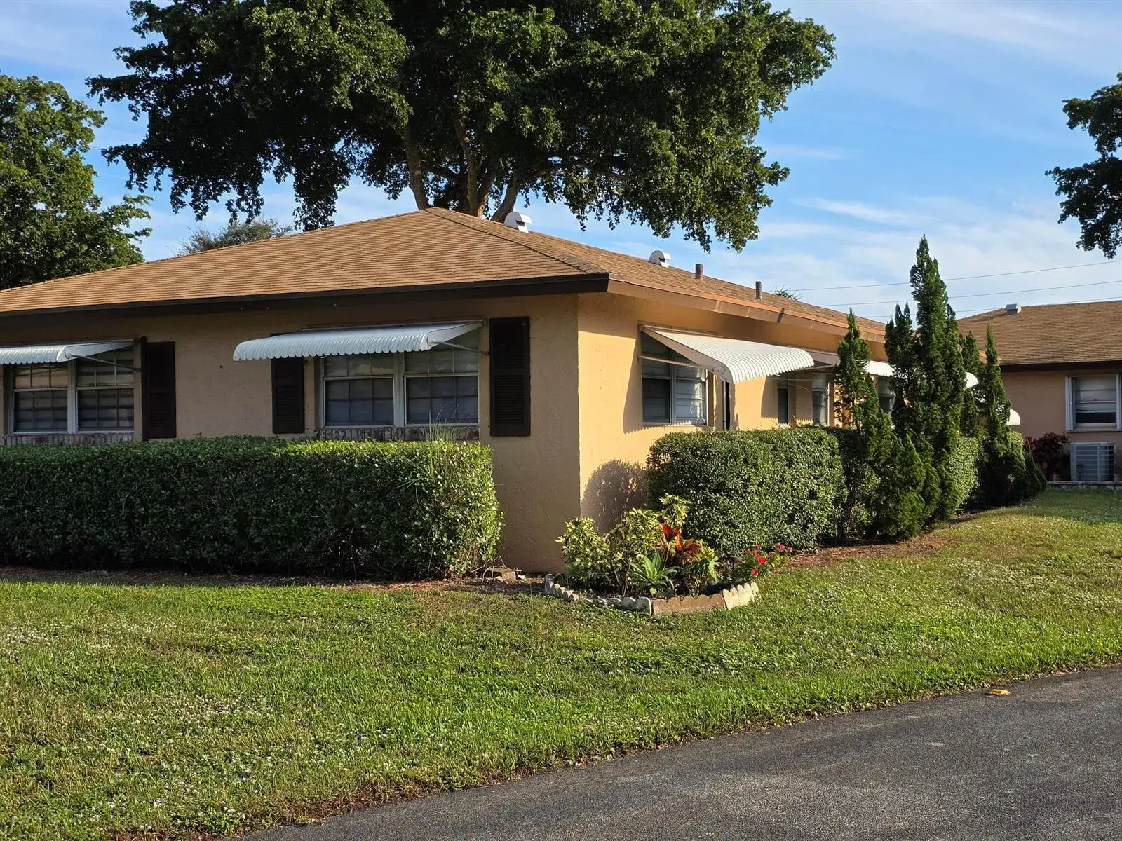 718 Whippoorwill Lane, Delray Beach FL 33445 photo 3