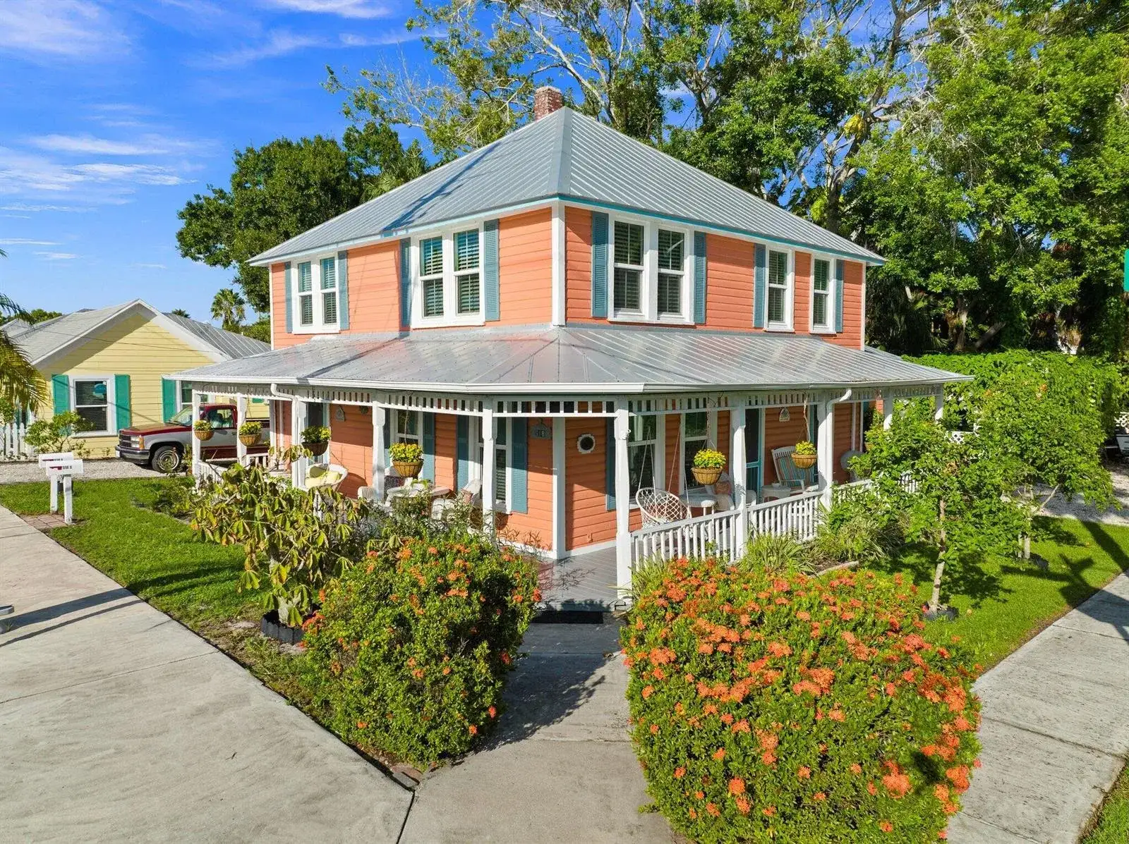 518 N 2nd Street, Fort Pierce FL 34950 photo 2