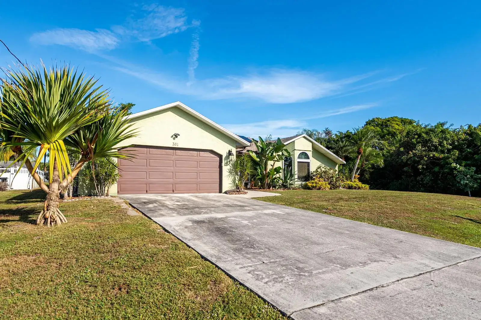 381 SW Lucero Drive, Port St. Lucie FL 34983 photo 3