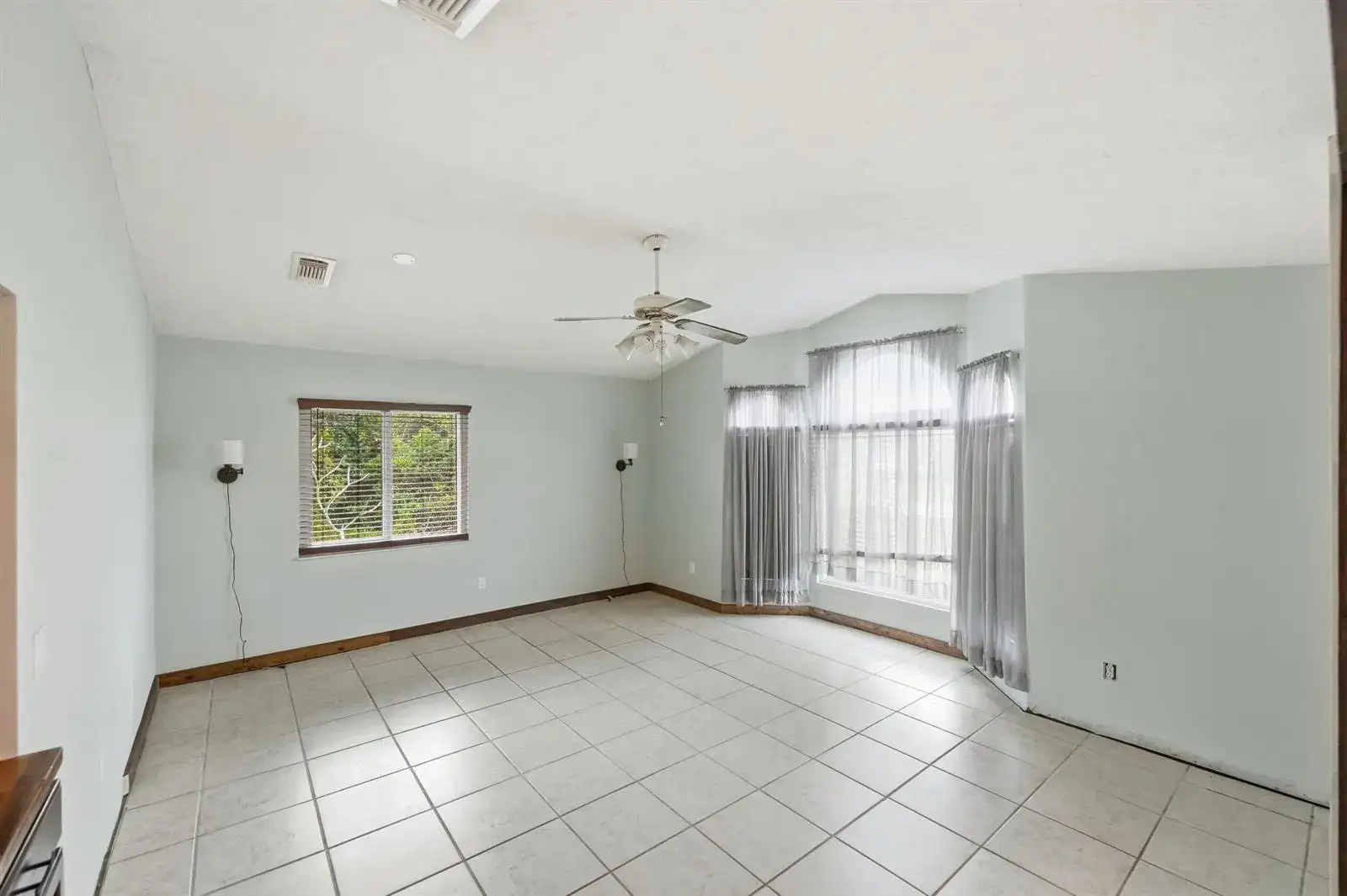 381 SW Lucero Drive, Port St. Lucie FL 34983 photo 5