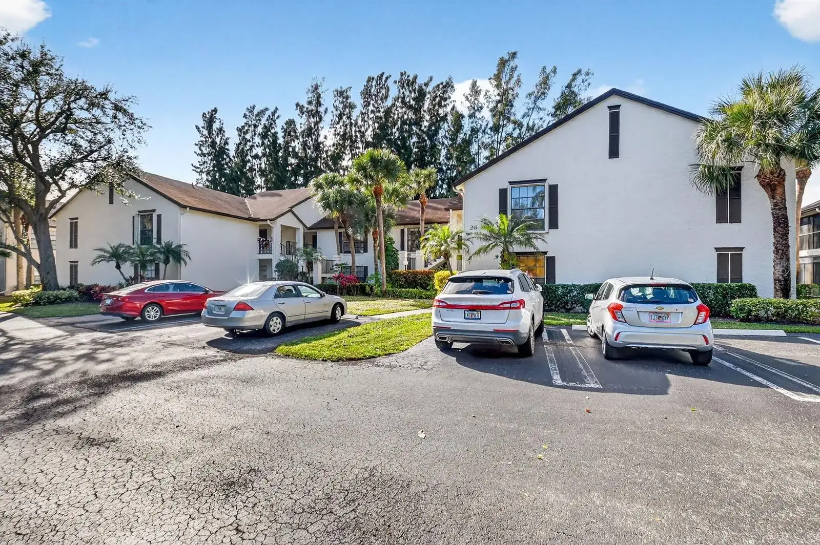 3227 Perimeter Drive, FL 33467 photo 2